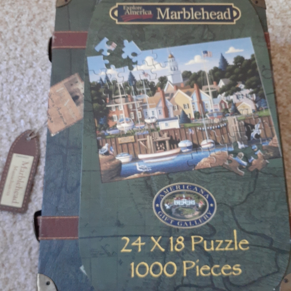 Collectible1000 piece  suitcase puzzle